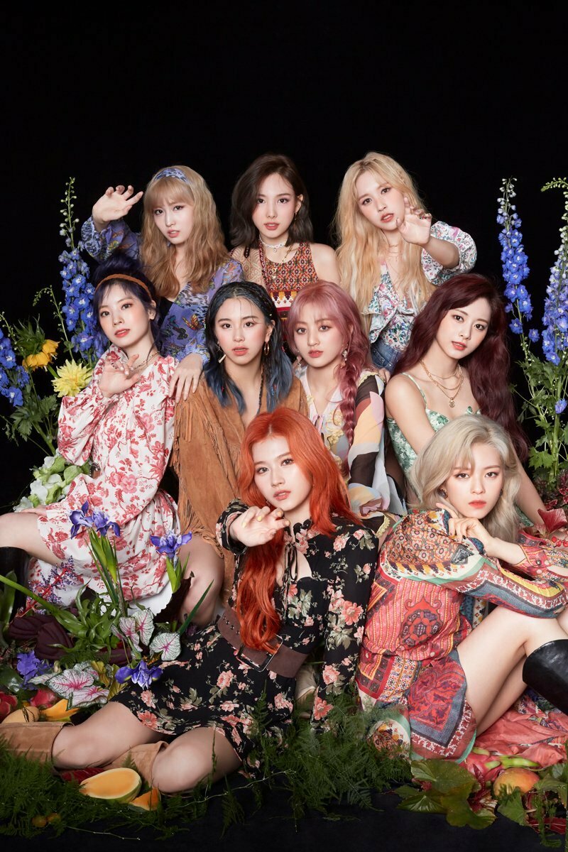 K-POP: Os perfumes das integrantes do TWICE – Revista KoreaIN